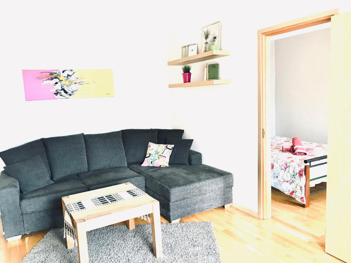 Cozy Central Apartment Tallin Exterior foto